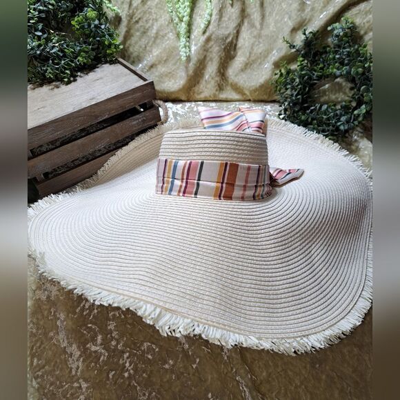 NWT Floppy Summer Hat Sustainable fashion - Picture 1 of 8